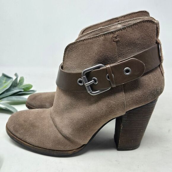 BCBG Paris Kerinax Women's Beige Buckle Ankle Boots Booties Size 6.5M - Picture 5 of 11